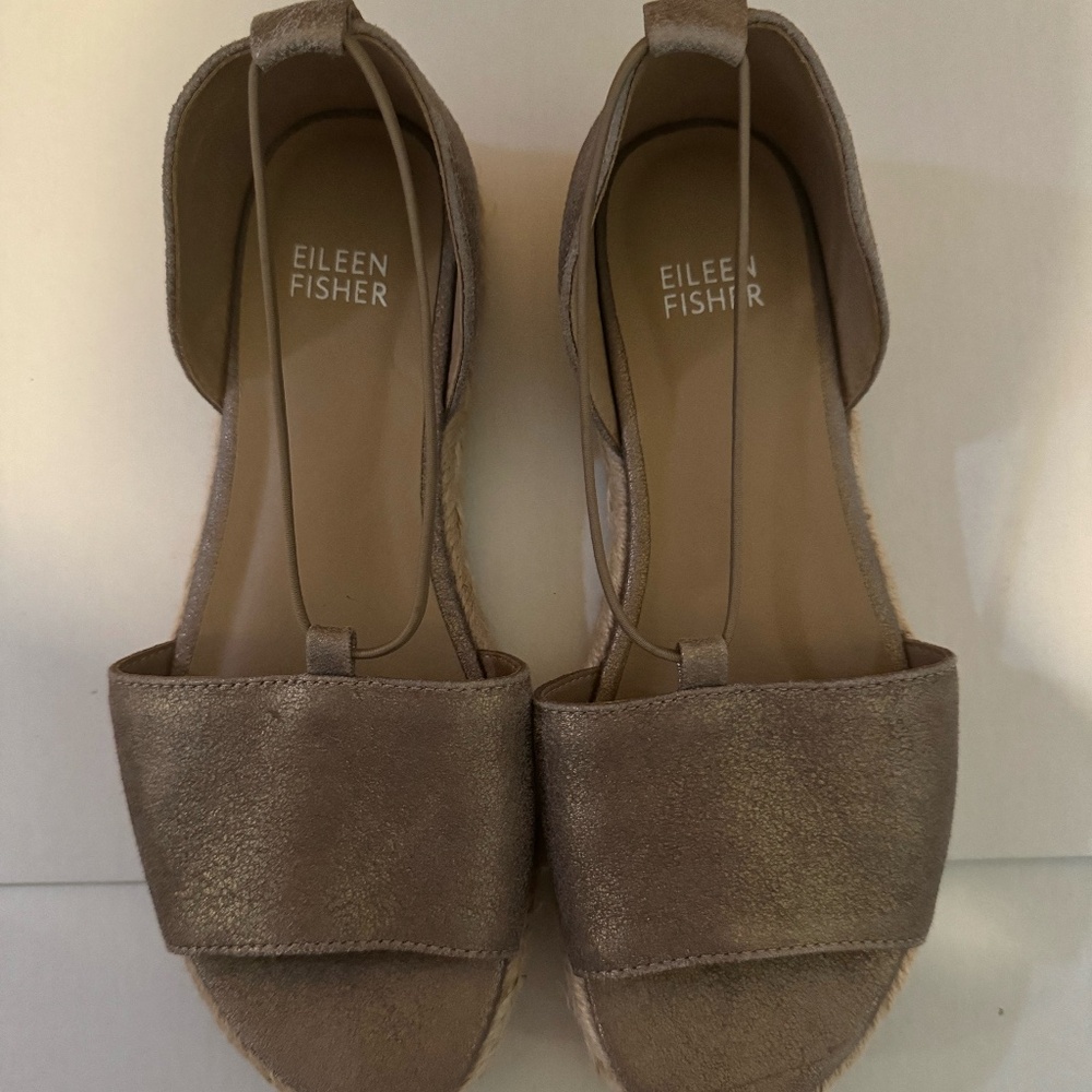 New Eileen Fisher Kore Metallic Sandal Size 6.5
